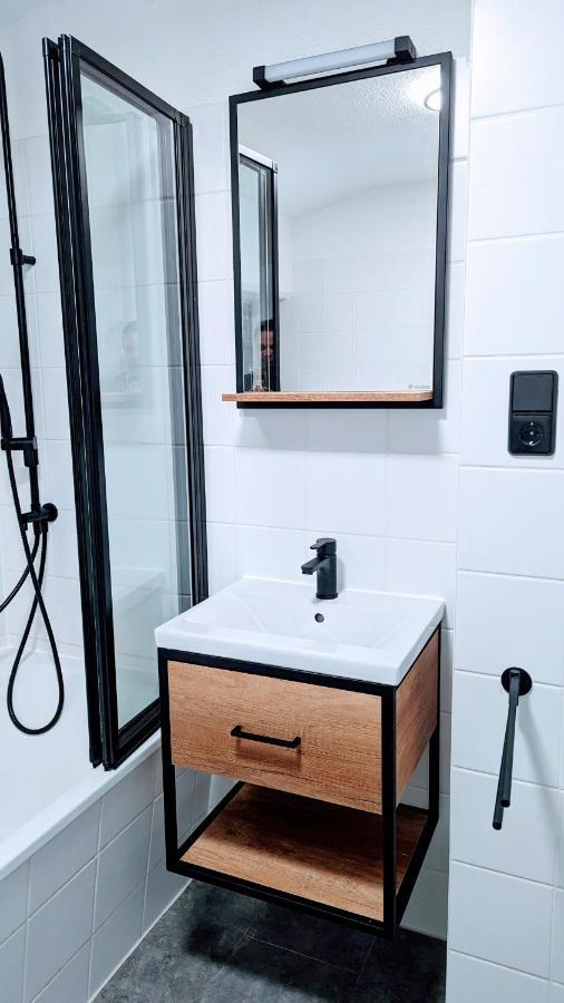 Apartment Premium Loft Im Szeneviertel, Wlan, Smart Tv, Parklplatz *