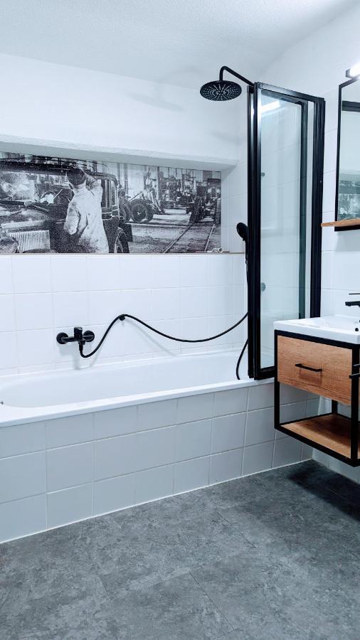 Premium Loft Im Szeneviertel, Wlan, Smart Tv, Parklplatz